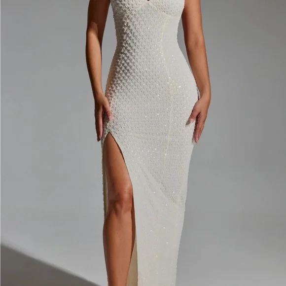 Oh Polly | Dresses | Oh Polly Cream Maxi Dress | Poshmark